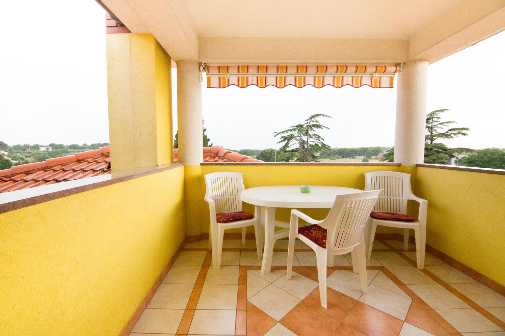 Apartments Natasa Murage Екстериор снимка